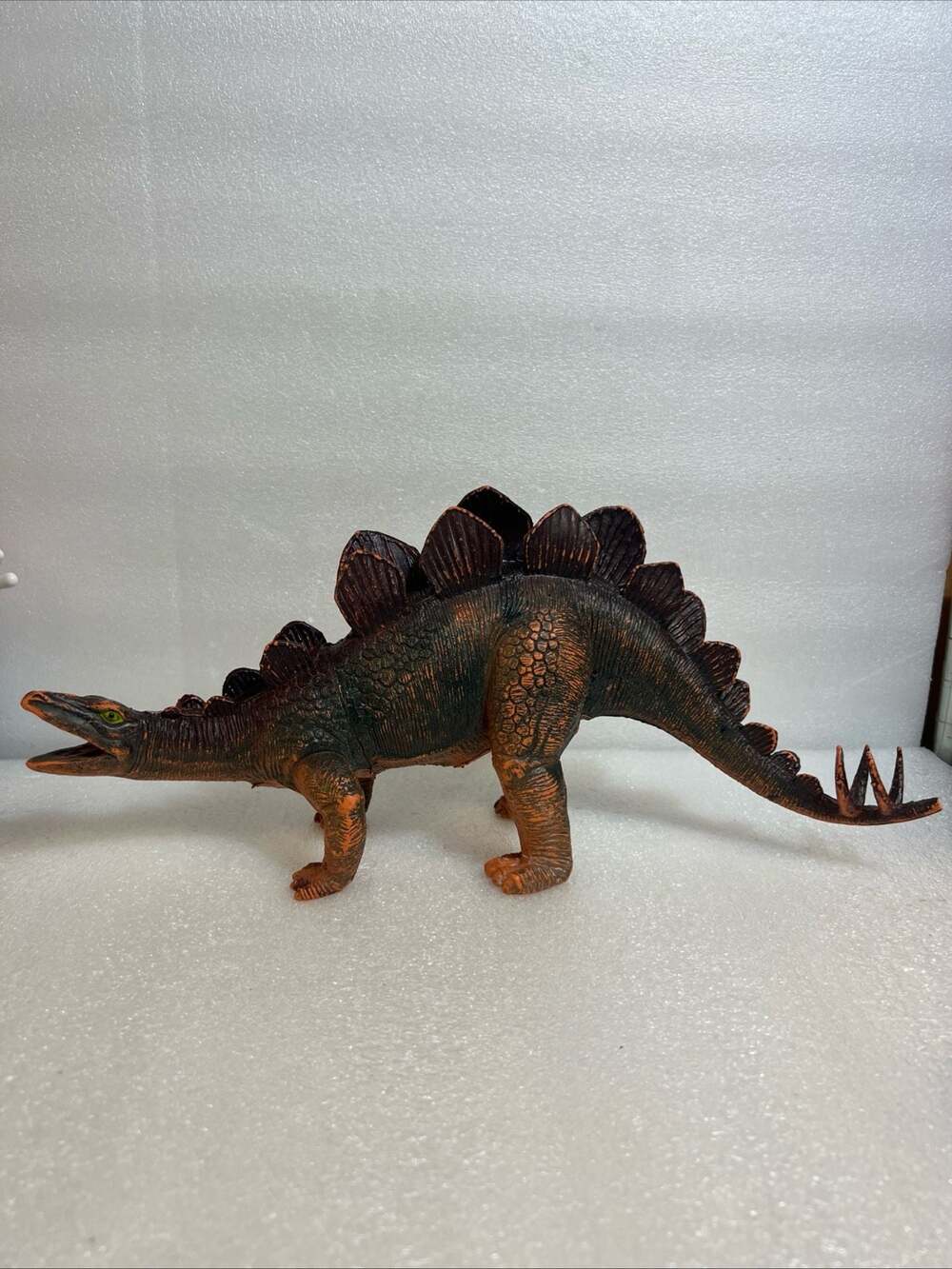 Vintage 1986 Dor Mei Stegosaurus Dinosaur Hard Rubber Figure